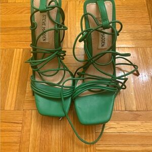 Steve Madden “MANZIE” Emerald Green Strappy Heels, 6.5